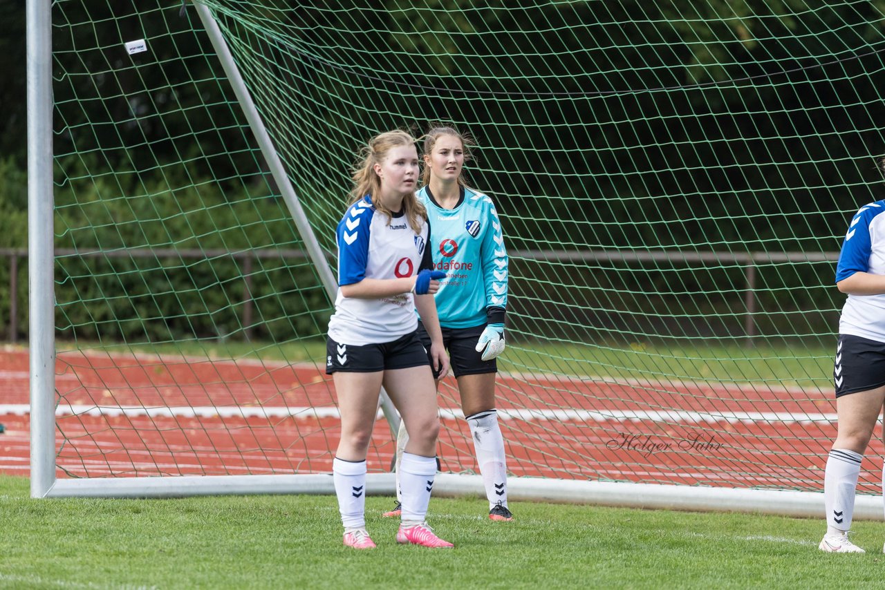 Bild 301 - wBJ VfL Pinneberg - Germania Schnelsen : Ergebnis: 15:1